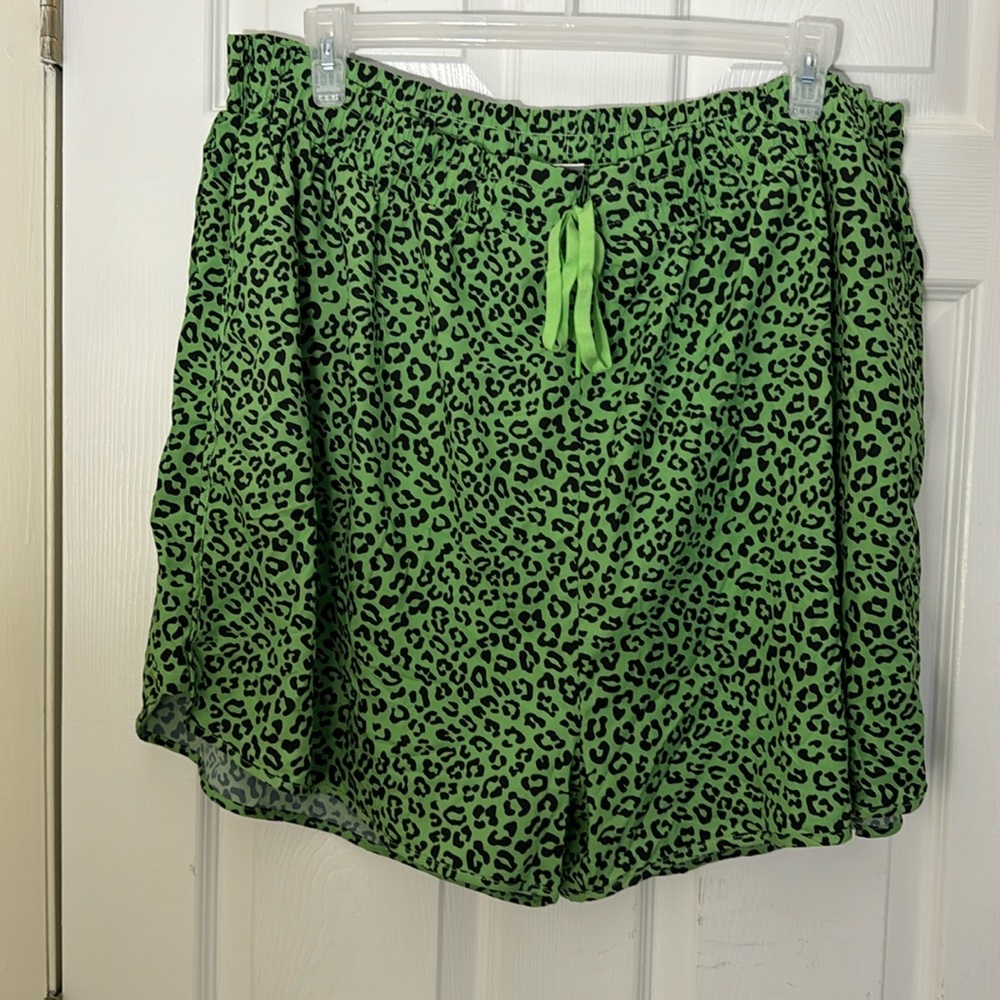 Buffbunny leopard Flo short size xxl